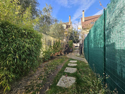 Maison - 80 m² - 4 pièces