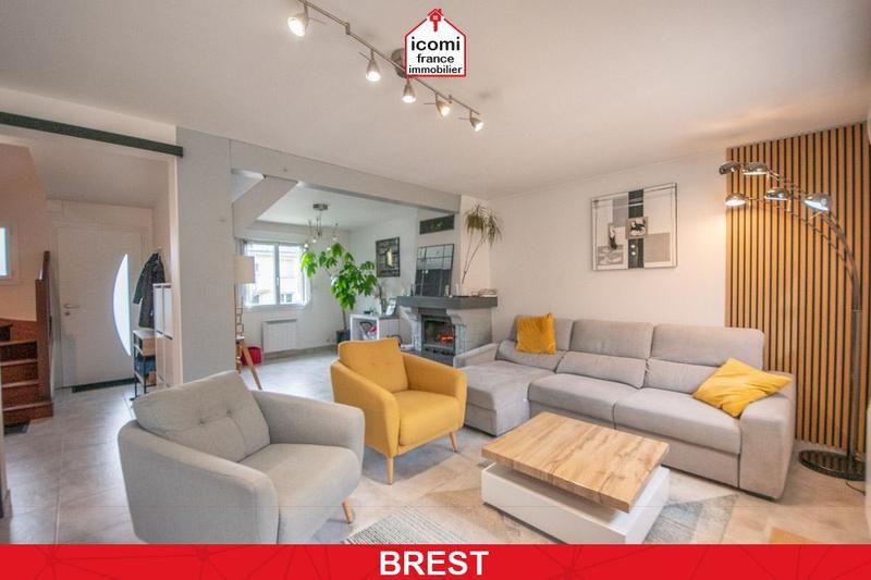 Maison - 110 m² - 5 pièces