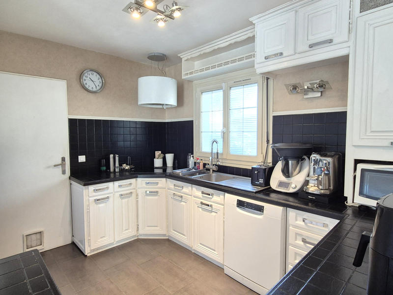 Maison - 109 m² - 6 pièces