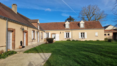 Maison - 200 m² - 9 pièces