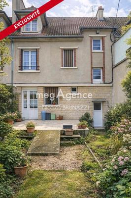 Maison de ville - 84 m² - 5 pièces