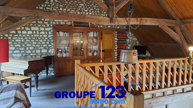 Maison - 521 m² - 18 pièces