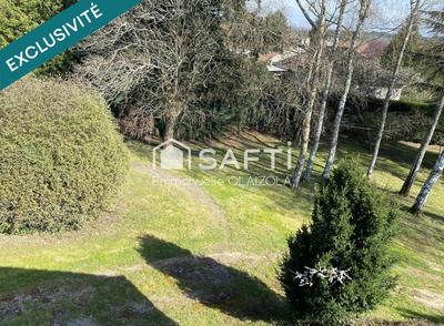 Maison - 96 m² - 5 pièces