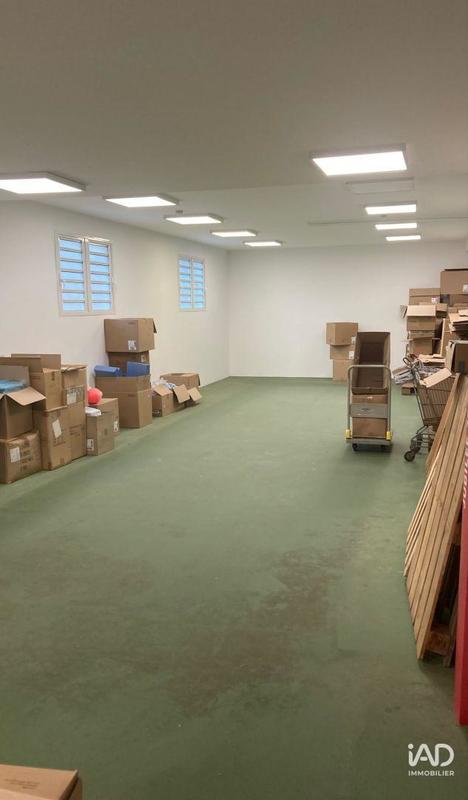 Local commercial - 640 m²