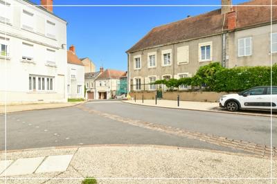 Maison de ville - 152 m² - 6 pièces