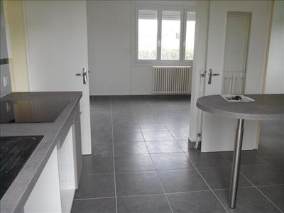 Maison - 88 m² - 4 pièces