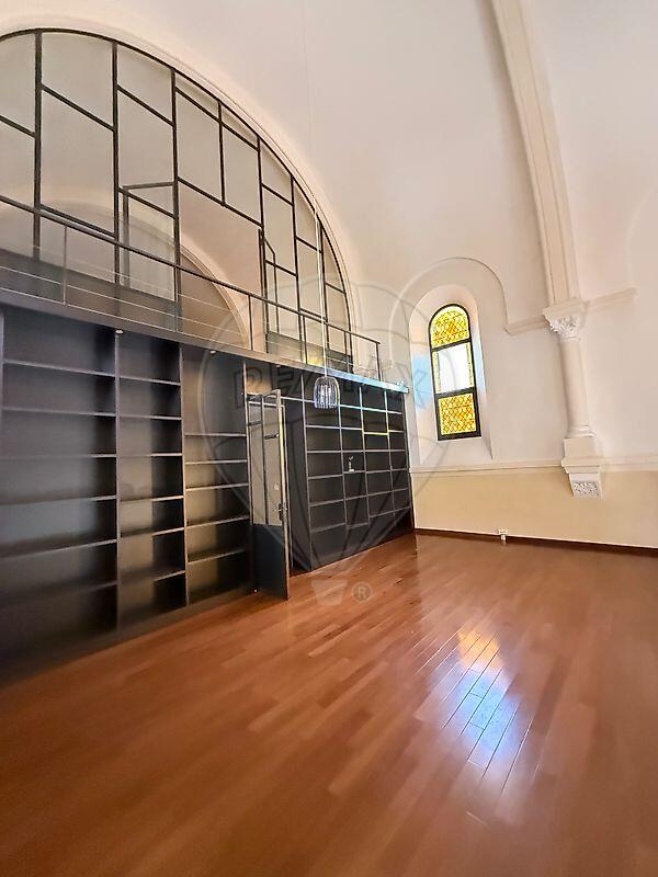 Appartement - 280 m² - 6 pièces