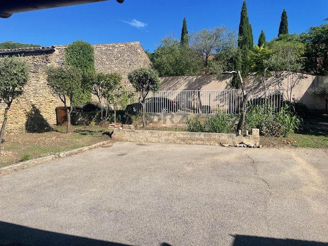 Maison - 210 m² - 7 pièces