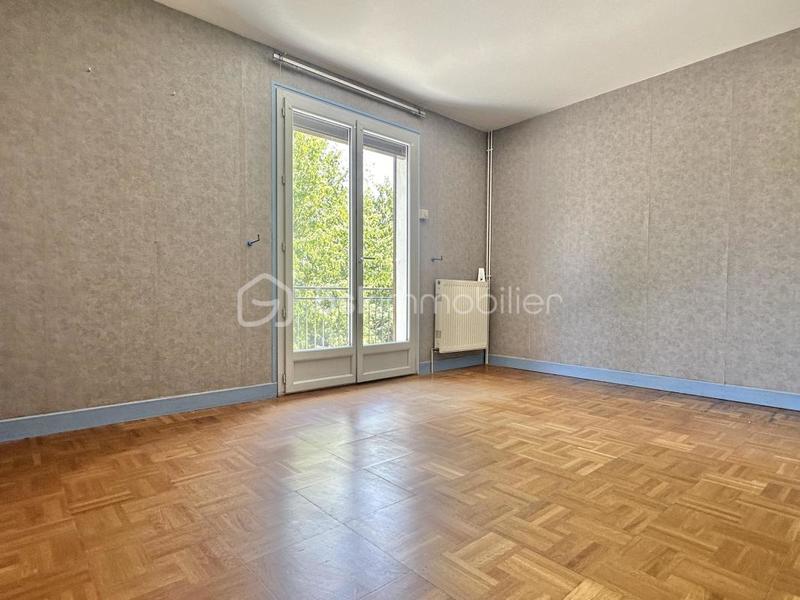 Pavillon - 140 m² - 7 pièces