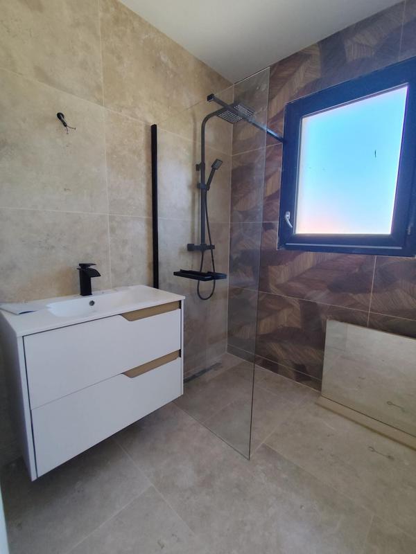 Maison - 143 m² - 5 pièces