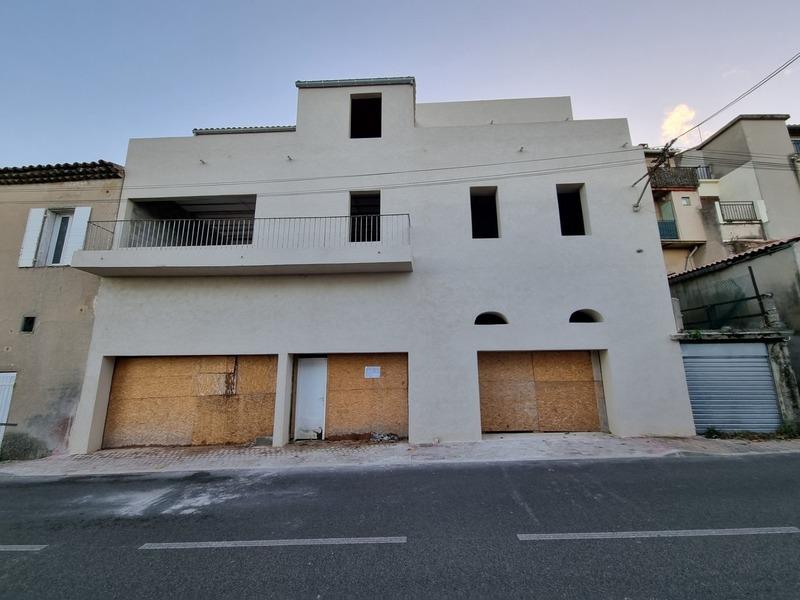 Appartement - 80 m² - 3 pièces