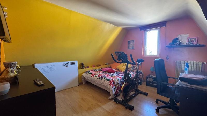 Maison - 203 m² - 6 pièces