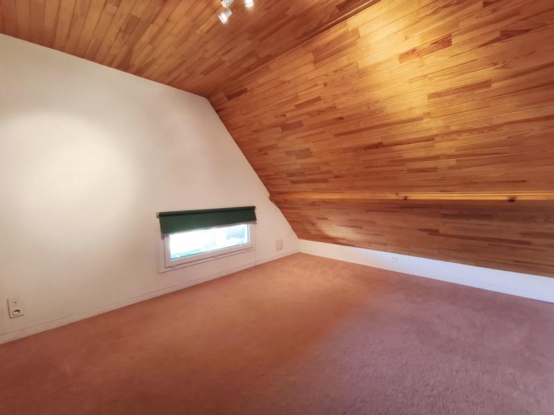 Maison - 187 m² - 10 pièces