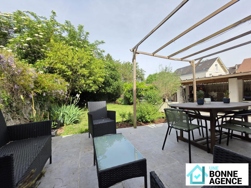 Maison traditionnelle - 115 m² - 4 pièces