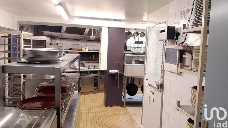 Local commercial - 1 200 m²