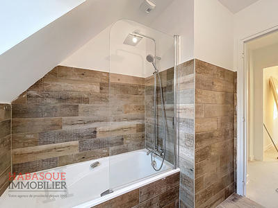 Appartement - 72 m² - 3 pièces