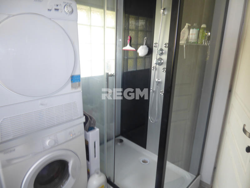 Appartement - 100 m² - 4 pièces