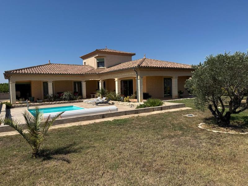 Maison - 155 m² - 5 pièces