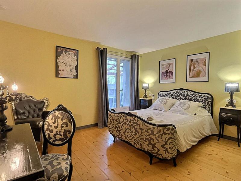 Maison - 269 m² - 9 pièces