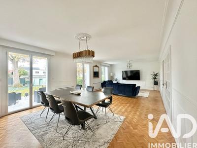 Maison - 156 m² - 7 pièces