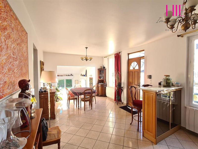 Maison - 100 m² - 6 pièces