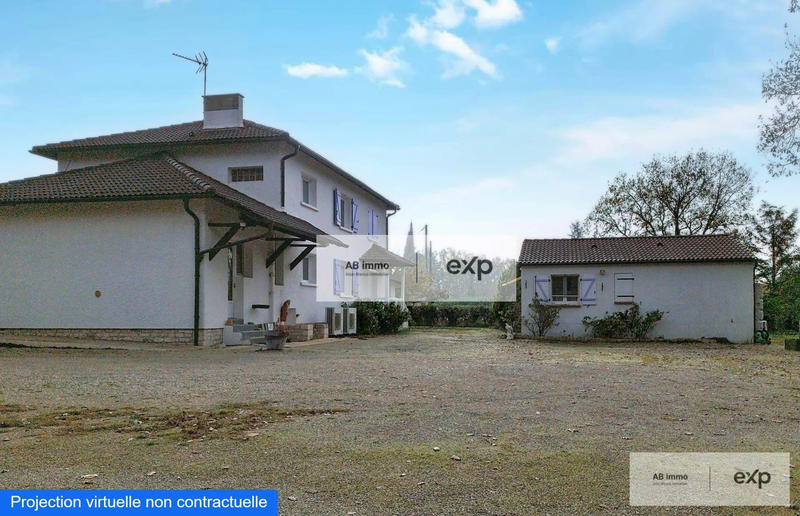 Maison - 250 m² - 13 pièces