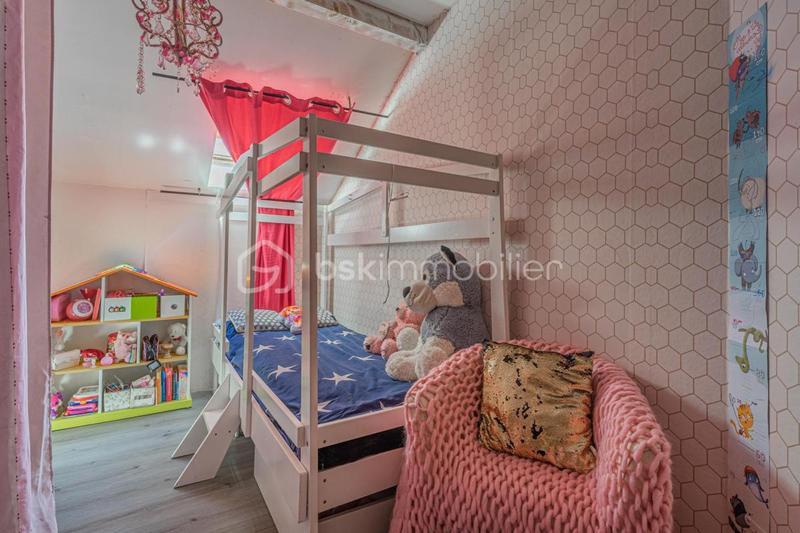 Maison traditionnelle - 156 m² - 5 pièces