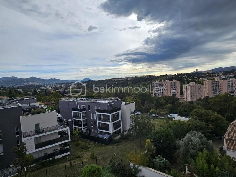 Appartement - 73 m² - 4 pièces