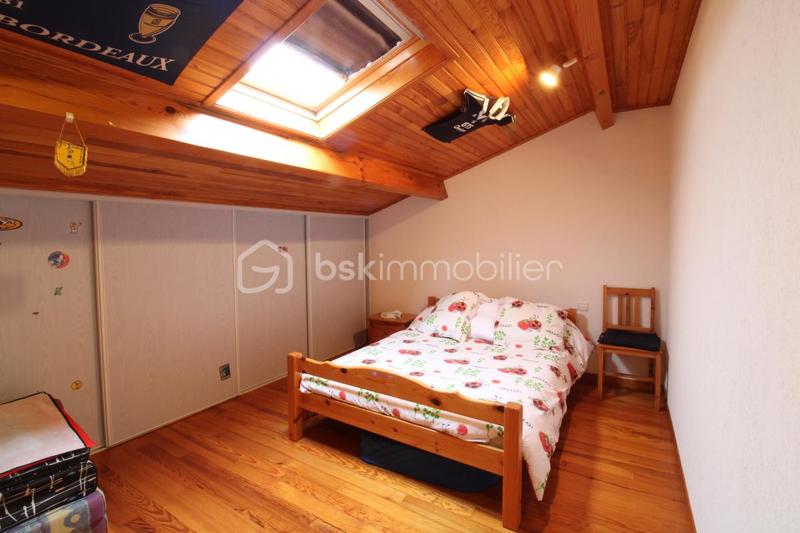 Maison - 185 m² - 7 pièces