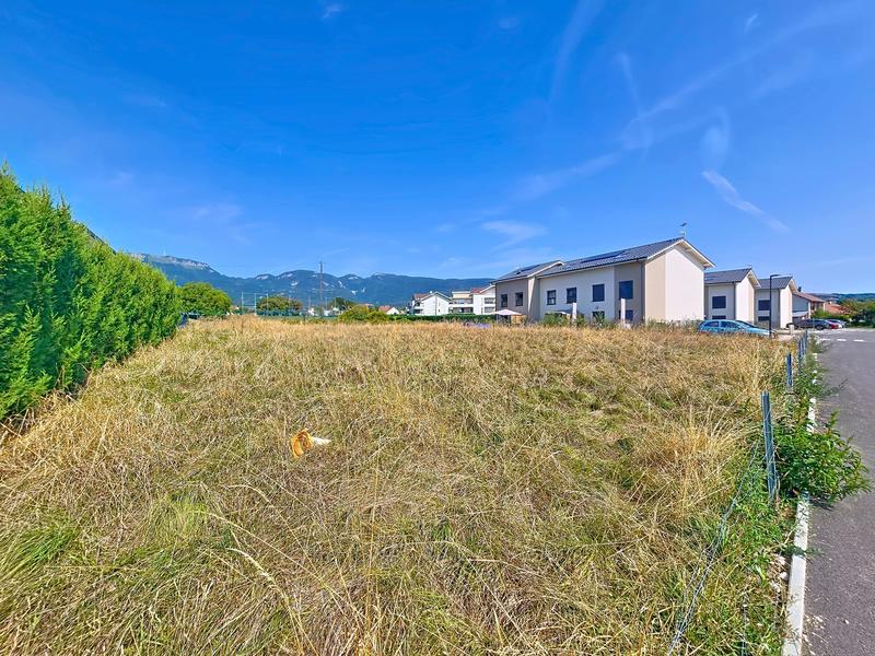 Terrain constructible - 599 m²