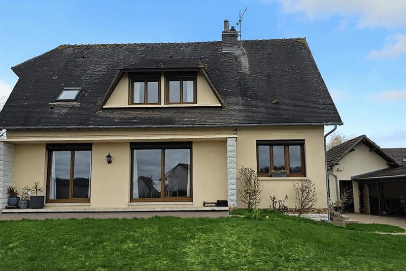 Maison traditionnelle - 170 m² - 6 pièces