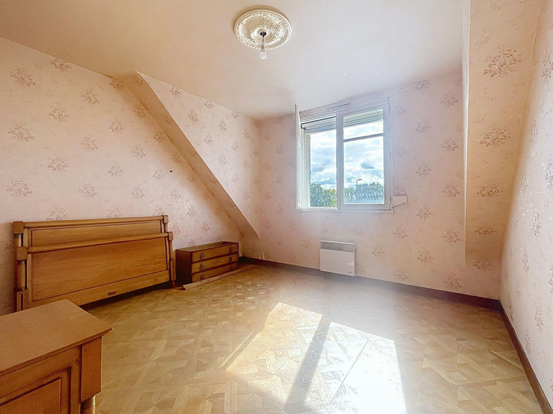 Maison - 169 m² - 7 pièces