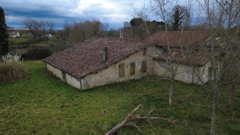 Maison - 180 m² - 7 pièces