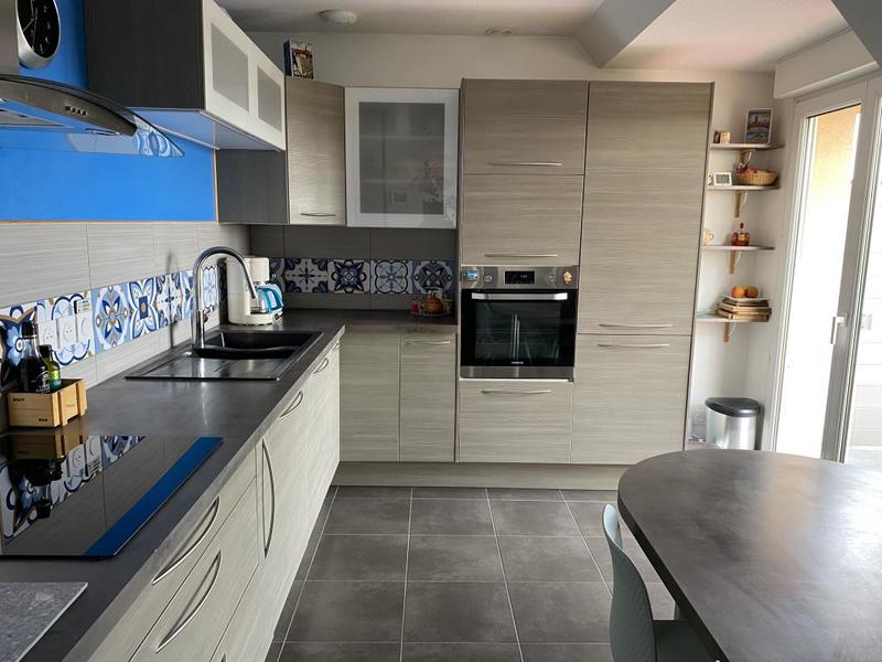 Appartement - 81 m² - 5 pièces