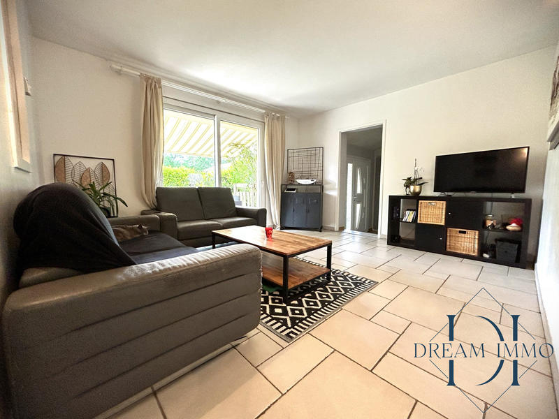 Maison traditionnelle - 143 m² - 5 pièces