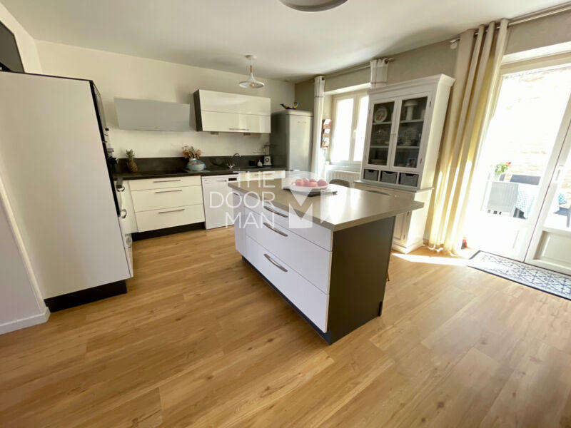 Maison de ville - 124 m² - 4 pièces