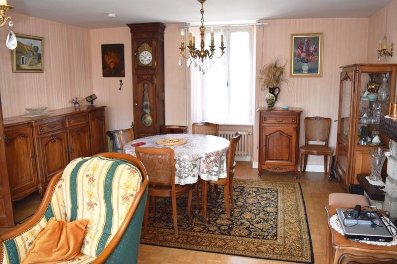 Maison - 169 m² - 9 pièces