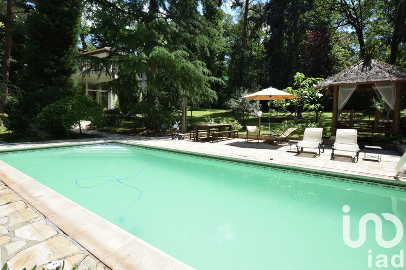 Maison - 160 m² - 5 pièces