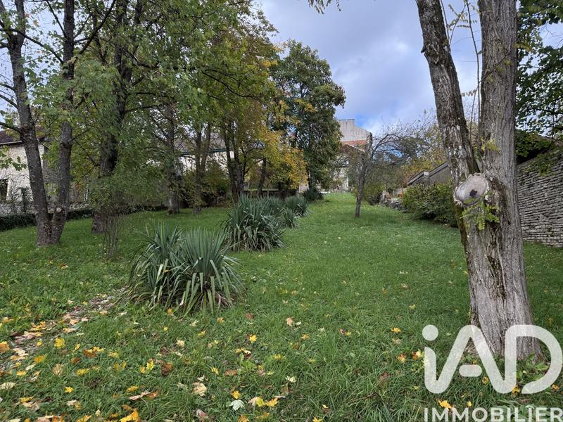 Maison - 223 m² - 11 pièces