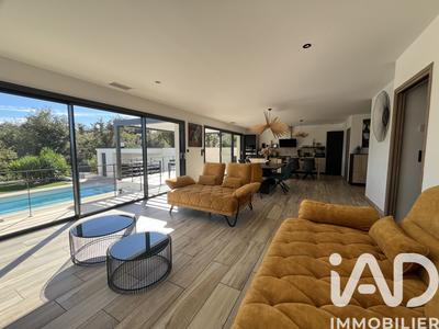 Maison - 154 m² - 5 pièces