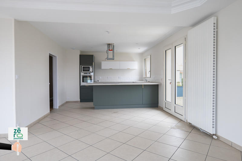 Maison - 110 m² - 4 pièces