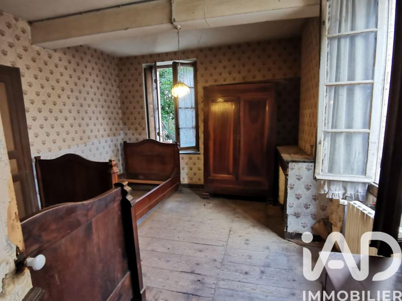 Maison - 210 m² - 9 pièces