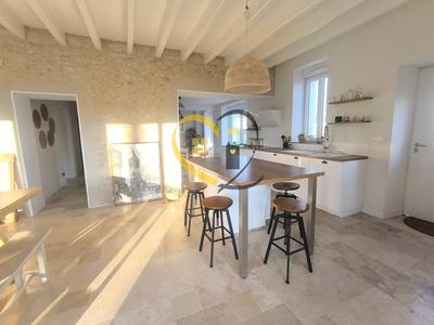 Maison de ville - 254 m²