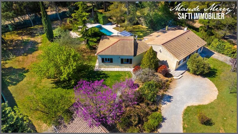 Villa - 190 m² - 6 pièces