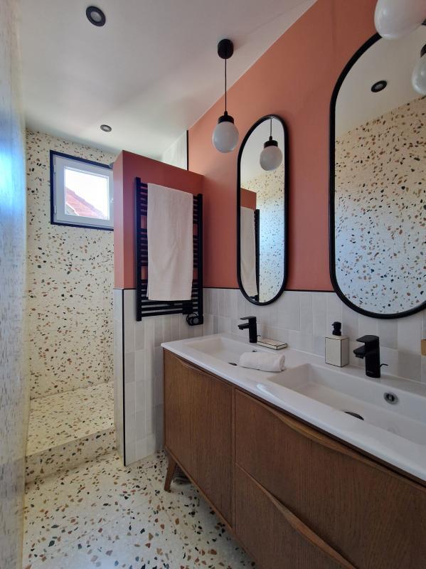 Pavillon - 188 m² - 7 pièces