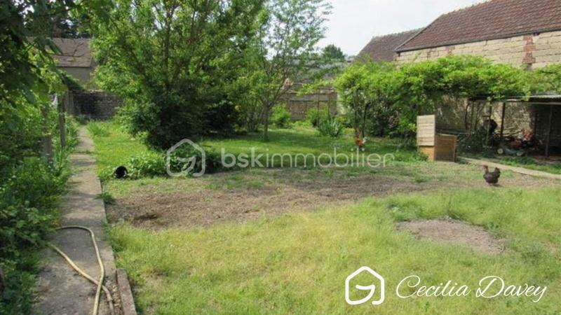 Demeure - 250 m² - 9 pièces