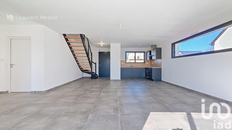 Maison - 117 m² - 6 pièces