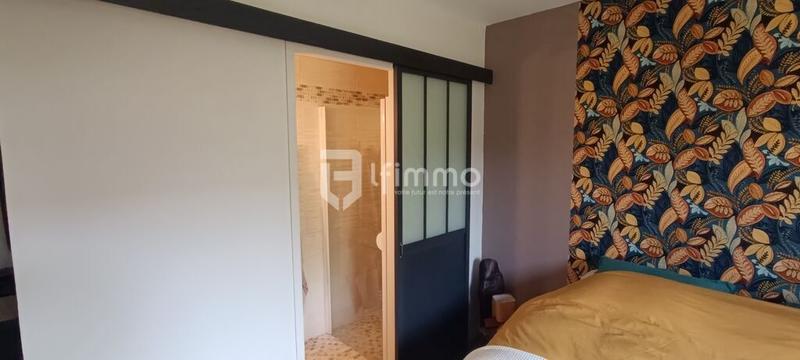 Maison - 121 m² - 8 pièces