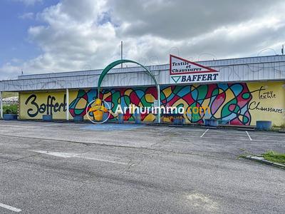 Bureau - 1 444 m² - 3 pièces