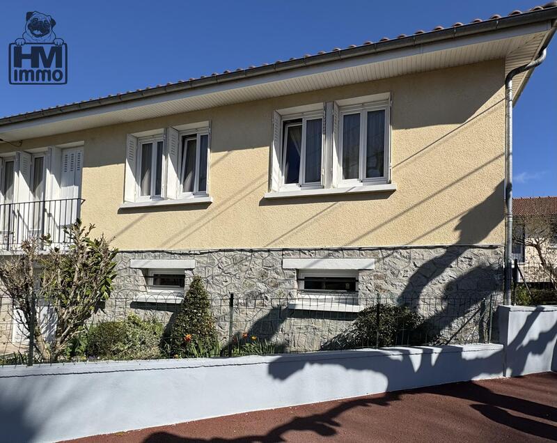 Maison de ville - 64 m² - 4 pièces